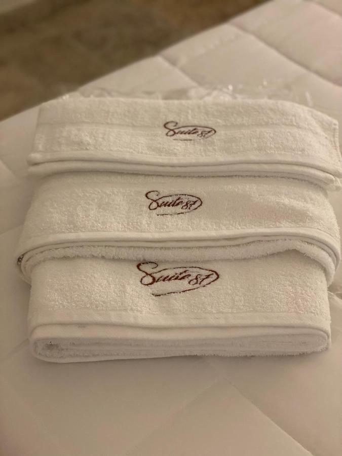 Suite87 Мезанье Экстерьер фото